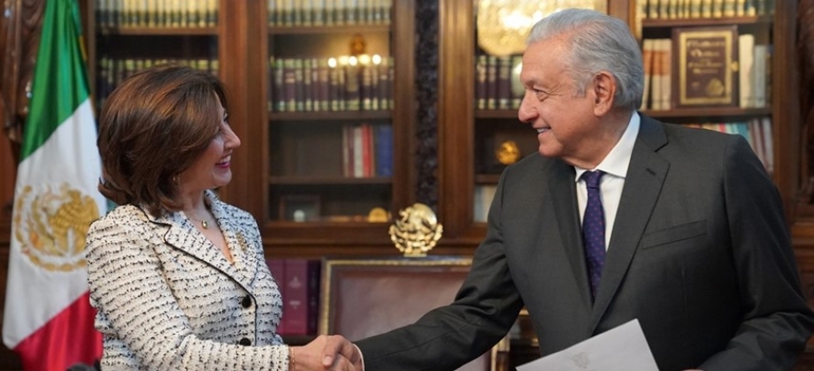 Embajadora de Colombia en México presentó cartas credenciales ante el Presidente de los Estados Unidos Mexicanos