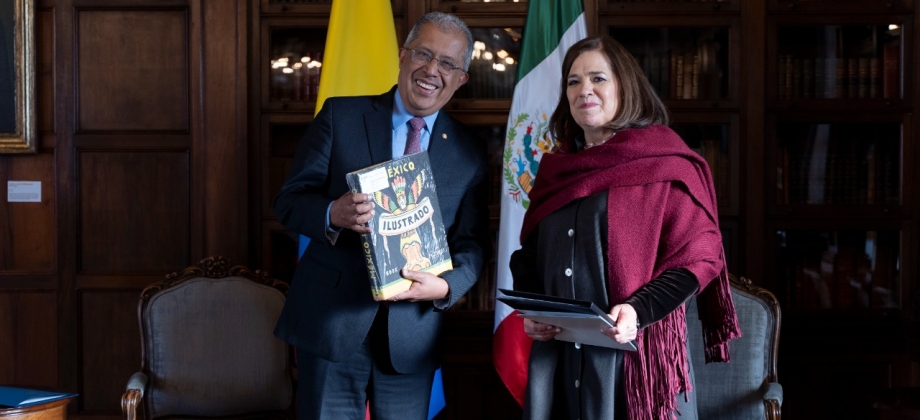 Canciller (E), Francisco Coy Granados, recibió copia de estilo de Cartas Credenciales de la nueva Embajadora de México en Colombia, Patricia Ruiz Anchondo